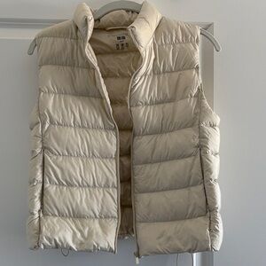 Uniqlo Beige Puffer Vest
